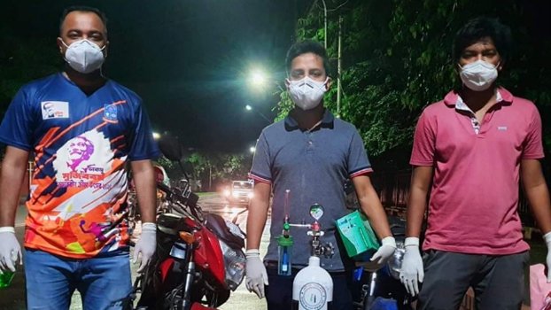 Covid warrior BCL men providing free oxygen nationwide