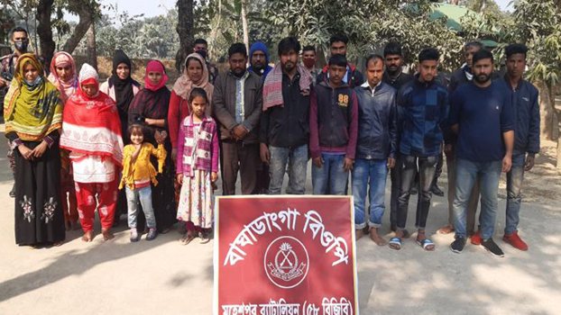 Moheshpur BGB detains 110  people from border in 42 days