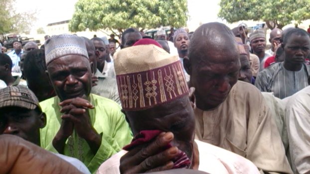 Hundreds of Nigerian schoolgirls taken in  mass abduction