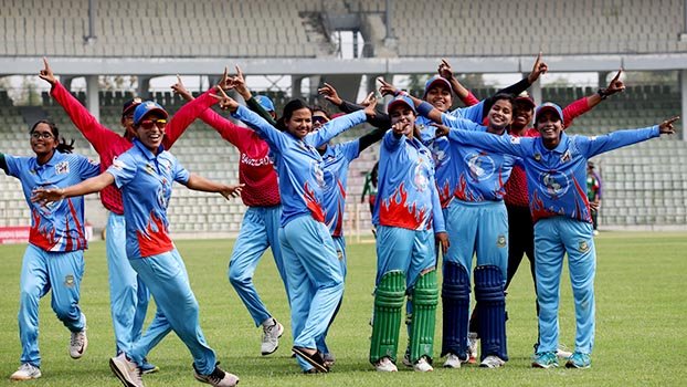 Mumta steers Bangladesh Blue to final