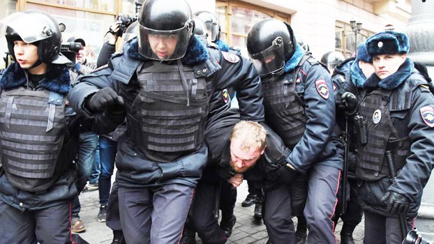 Russian police detain dozens of opposition deputies at forum