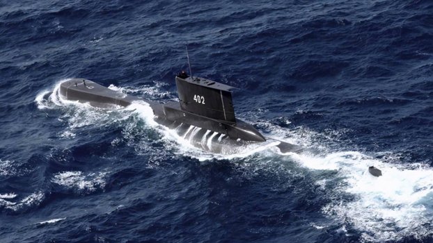Search for Indonesia submarine focuses on oil slick off Bali