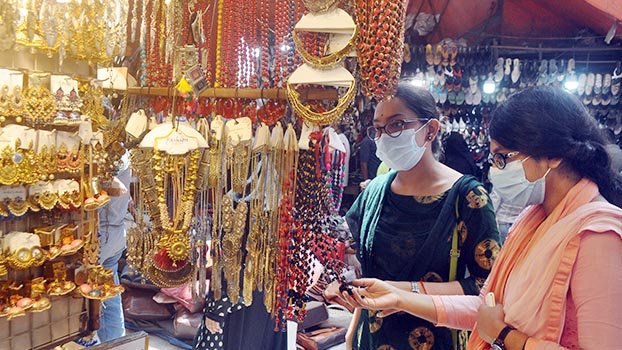 Shops reopen as lockdown eases