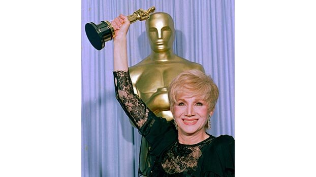 Oscar-winning actress Olympia Dukakis passes away at 89