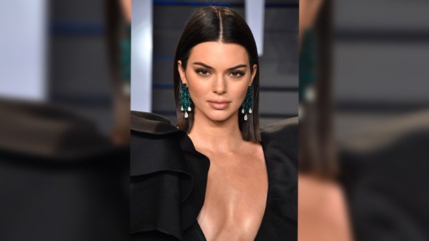  Kendall pranks with fake engagement, pregnant news!