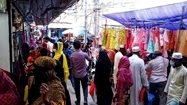 Eid-shopping gains  momentum in Kishoreganj