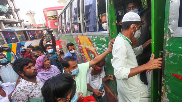 Health safety rules flouted on city buses