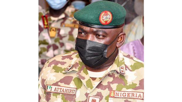 Nigeria’s top army commander killed in air crash