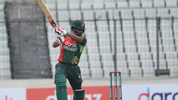 Tamim fined for protesting his dismissal