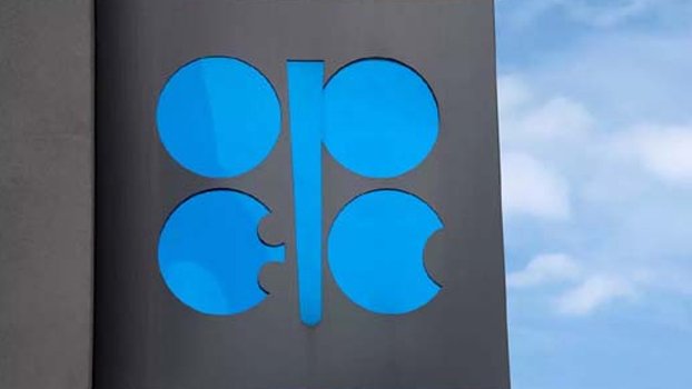 Crude extends gains as recovery picks up