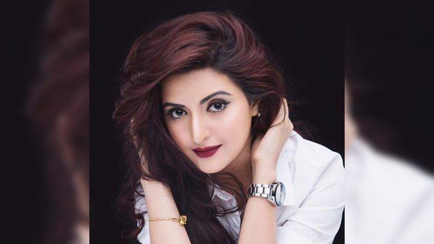 Celebrities support  Pori Moni