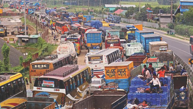 Tailbacks delay arrivals of cattle in city markets