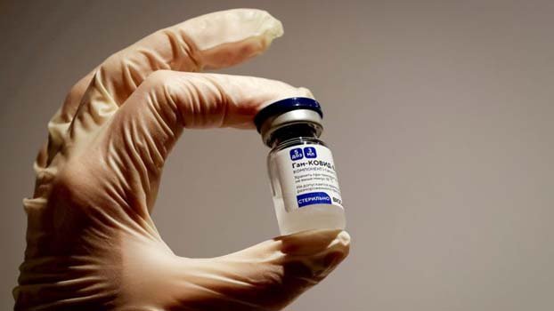 Mixing Russia’s Sputnik V, AstraZeneca Covid-19 shots proves safe in small trial