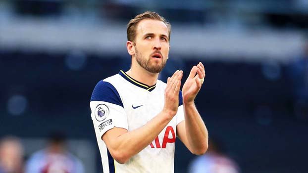 Kane's future hangs over as Spurs face Man City