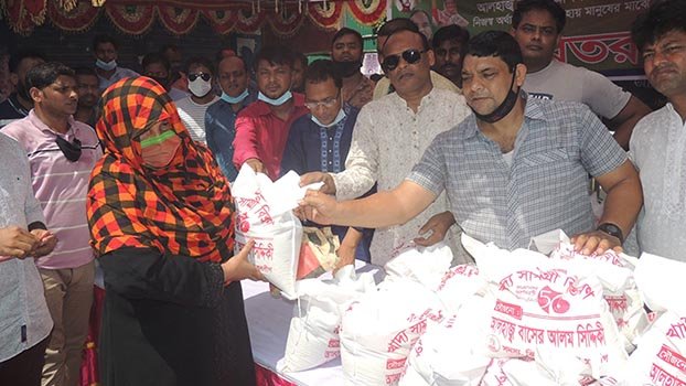 JL distributes food items among distressed in Jhenaidah