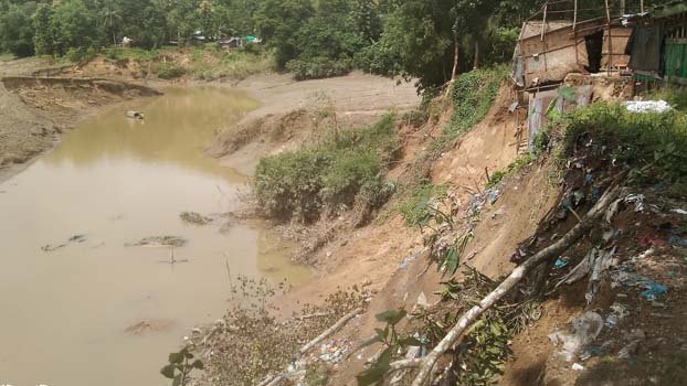 Painchhara canal devours houses in Bandarban