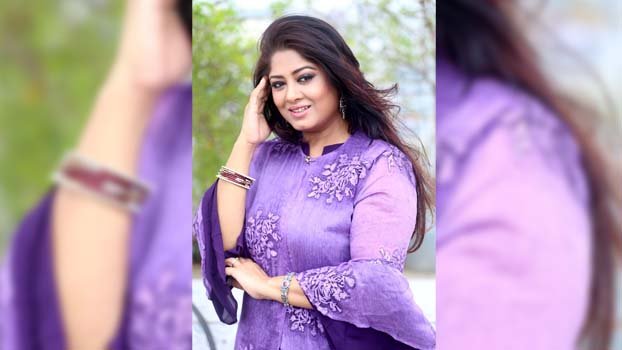 Moushumi to star in two new films