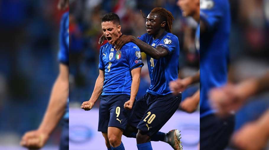 Italy thrash Lithuania