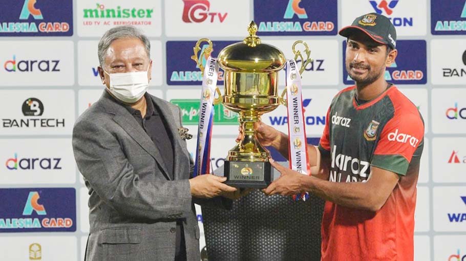 ‘No conflict between Mahmudullah, Tamim’