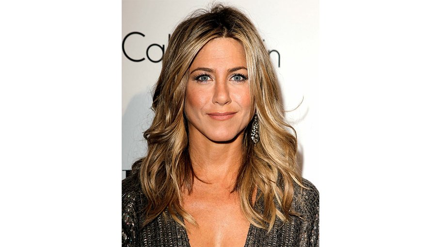 Aniston’s ‘awkward’  TV interview makes viewers cringe