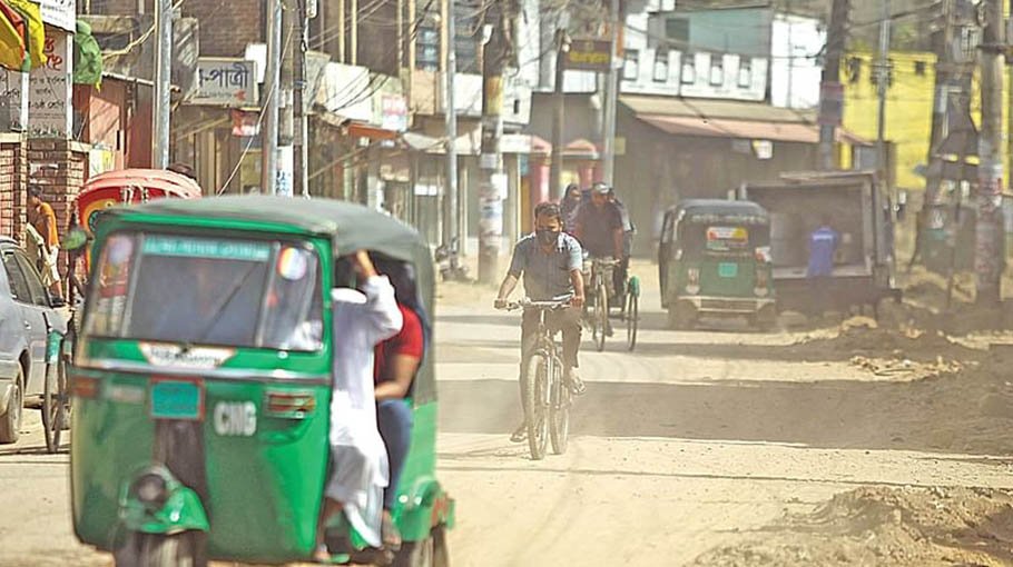 Increasing dust storm covers Sylhet city