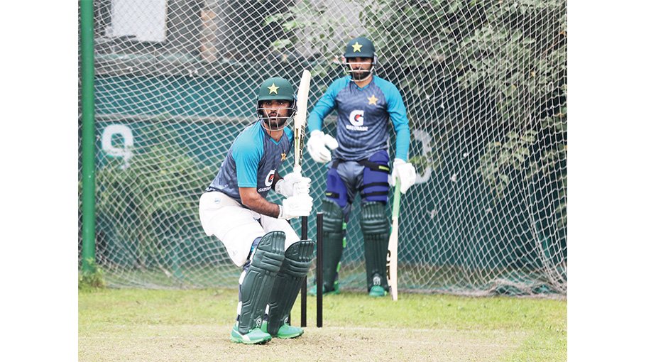 Misbah warns Pakistan about Tigers’ spinners