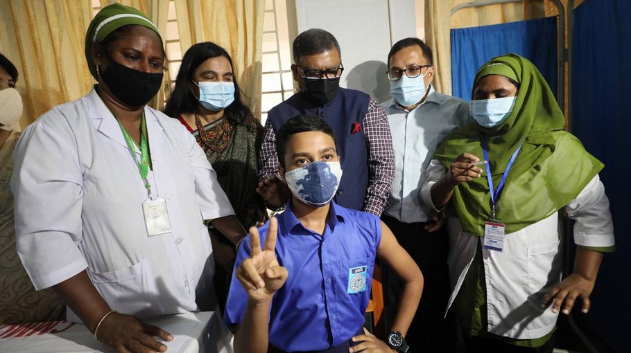 ‘Students to be vaccinated at schools’