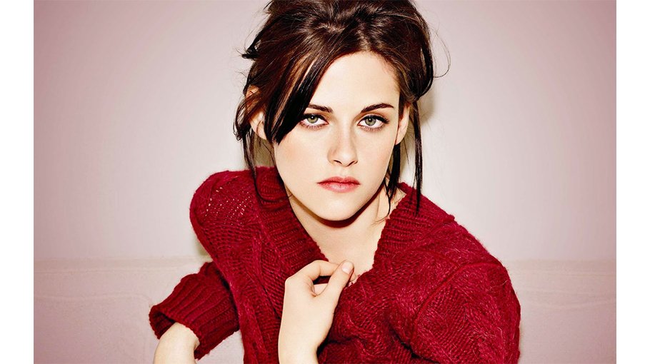 Kristen calls Oscars funny while talking about ‘Spencer’