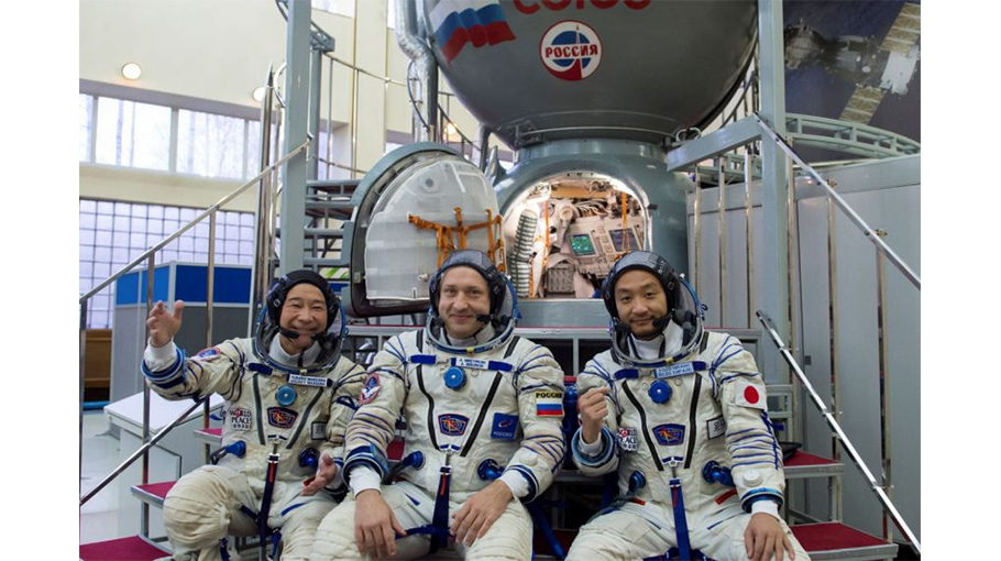 Japanese space tourists arrive at launch site ahead of ISS trip ...