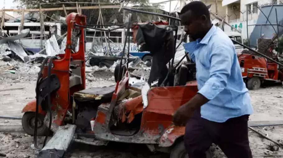 Five killed in car bombing in Somalia capital