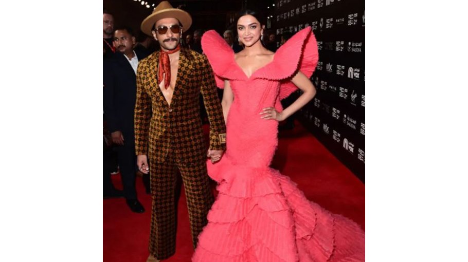 Ranveer, Deepika stun in retro outfits