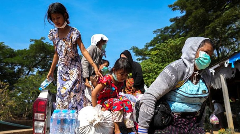 Thailand sends refugees back to Myanmar as  clashes continue