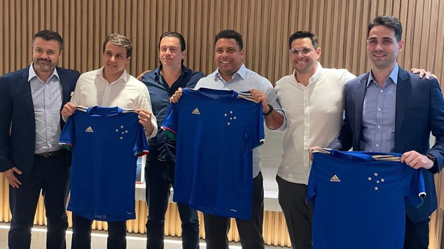 Ronaldo says he is buying first club Cruzeiro