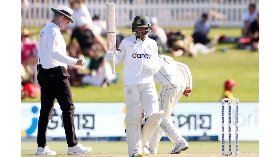 Joy inspires Tigers to 175-2 