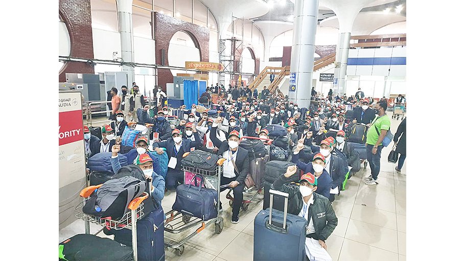 Korea starts receiving Bangladeshi workers 