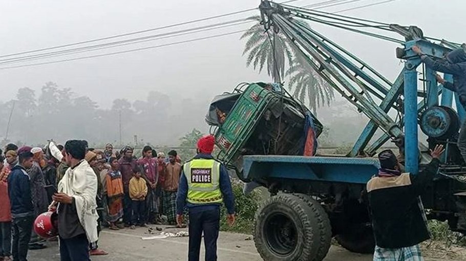 Four of family killed in Cumilla road crash
