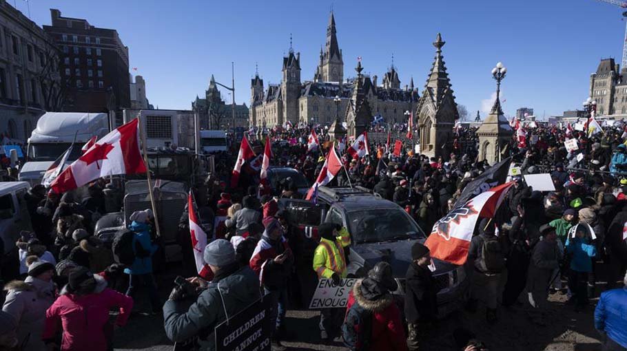 Thousands in Ottawa protest Covid mandates, many rebuked