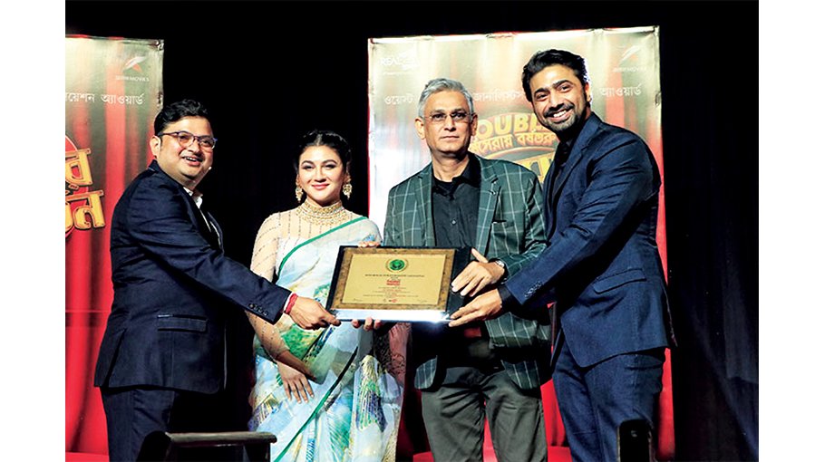 Jaya gets best actress award for ‘Binisutoy’ 