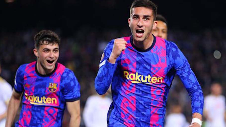 Barca rescue Napoli draw