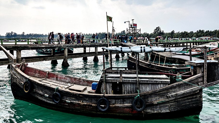 Passenger vessels suspended: 4,000 tourists stranded   at St Martin’s