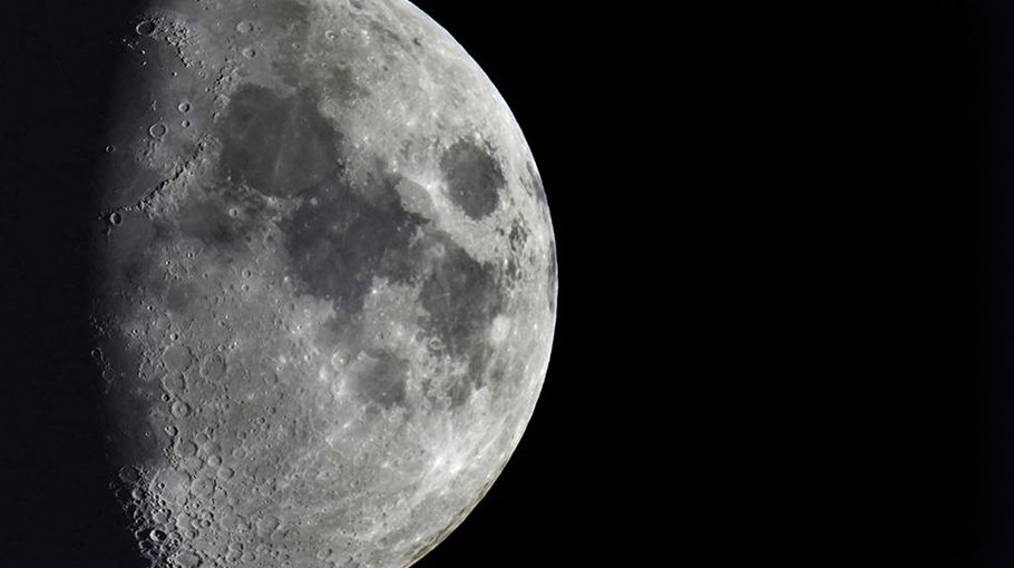 Space junk on 5,800-mph collision course with moon