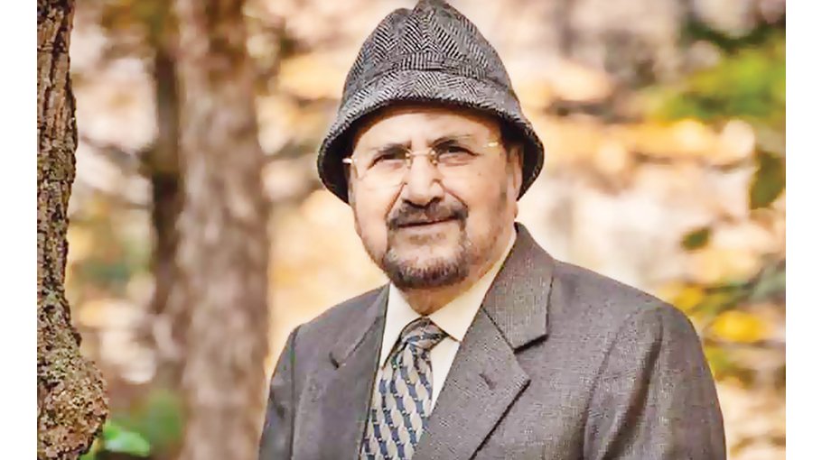 Legendary film director Azizur Rahman pass away