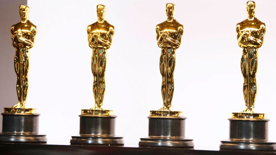 Tense Oscars race nears end as show aims to win back fans
