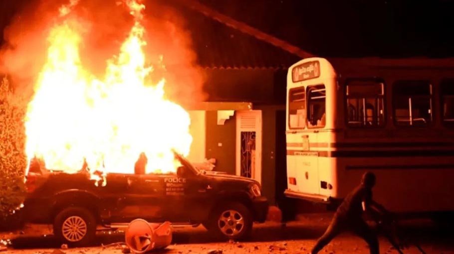 Sri Lankan security forces deployed in Colombo after night of violence
