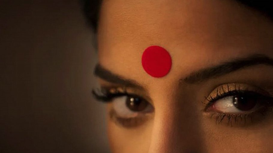 Cop who harassed teacher for wearing   bindi identified