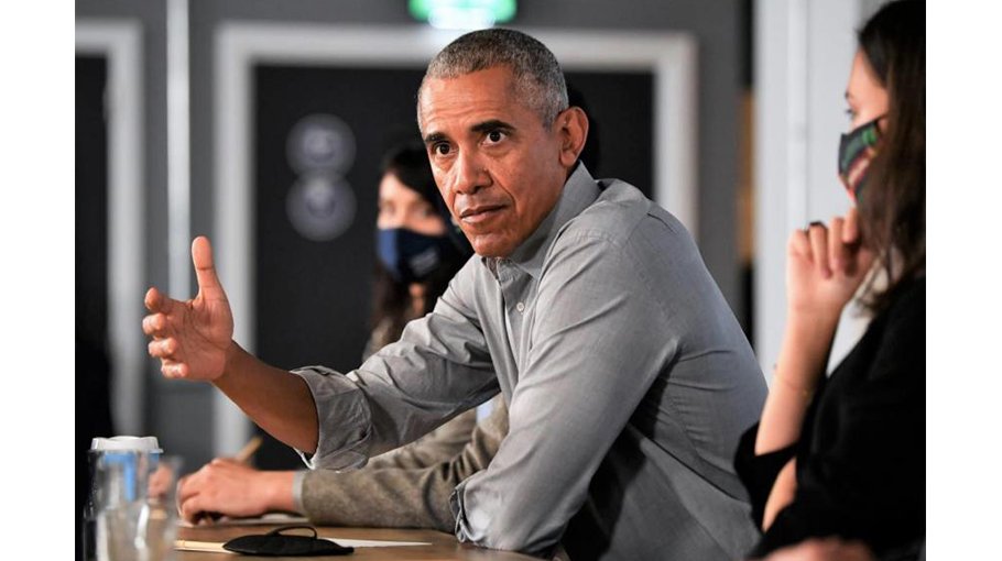 Obama returns to WH to tout healthcare law with Biden