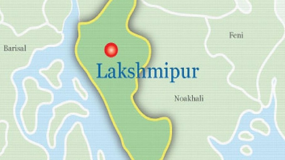 Naval police, fishermen clash in Laxmipur: One dead