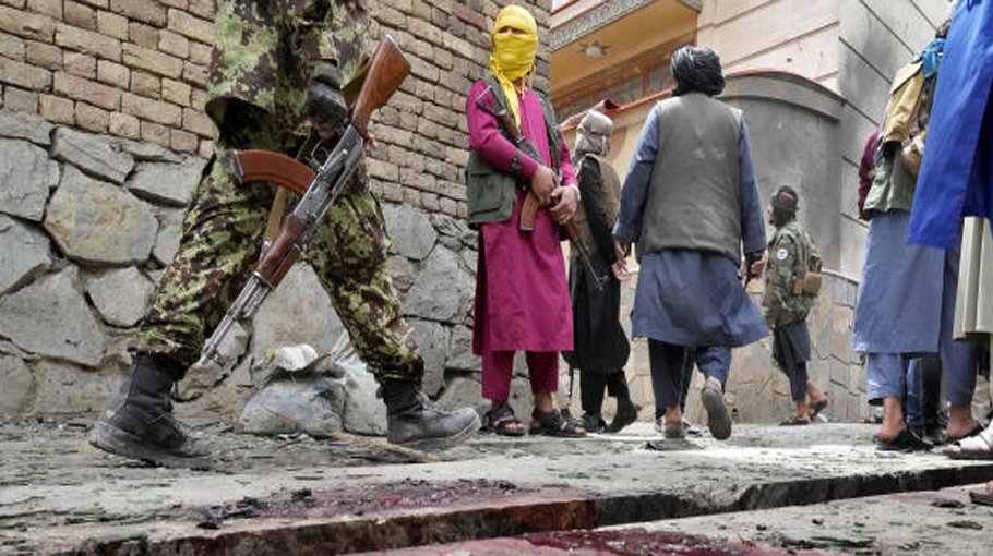 Blasts near Kabul schools kill at least 6 civilians, hurt 17