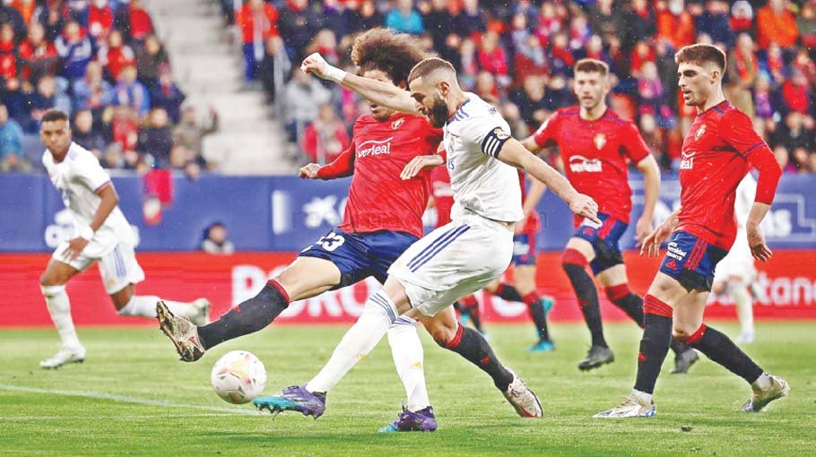 Benzema misses penalties in Real win
