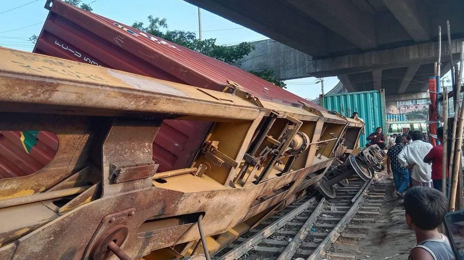 Freight train bogie overturns in Chattogram